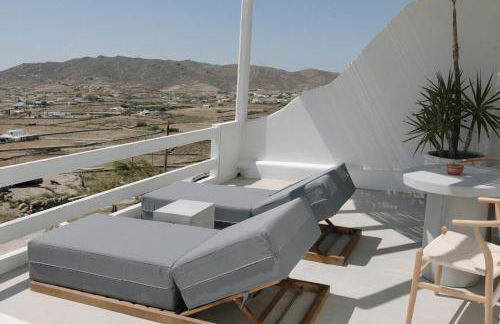 Mykonos Supreme Comfort Suites & Villas - Photo 10