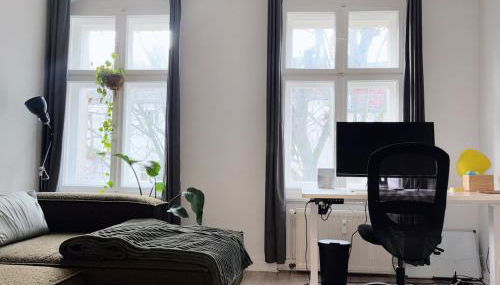 Ruhige & geräumige 2-Zimmer Wohnung in Neukölln - Foto 2