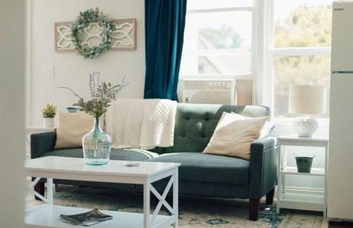 Cozy Farmhouse Apartment in Bristol 2 bed 1 bath - Foto 2