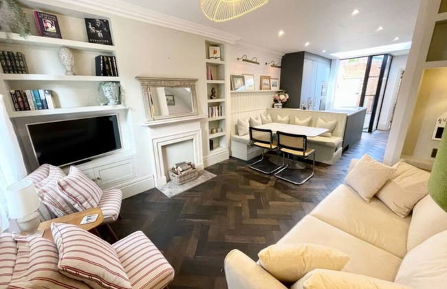 The Emerald - Central Henley 2 Bedroom House - From 145 Per Night - Foto 56