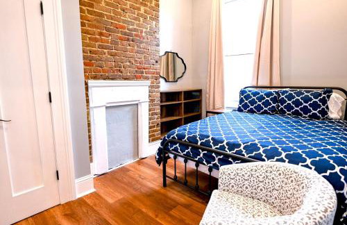 Governors Apartment - 2 bedroom - Steps to FQ - Photo 10