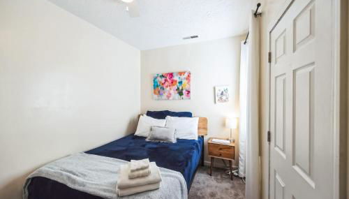 Charming Getaway on Ash St- Minutes from Cinci - Foto 2