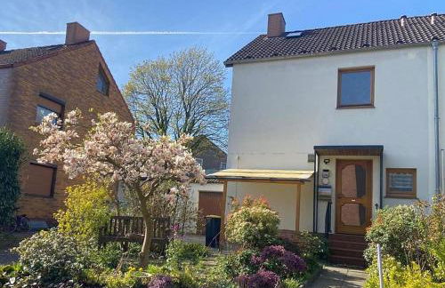 Sonniges Endreihenhaus in hamburgnähe - Foto 1