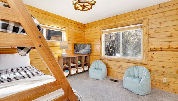 Crescenta Pines LOG Cabin #2346 - Foto 5, Habitación