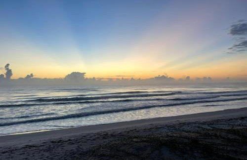 Serenity One 100 percent Oceanfront 6 Bedrooms - Foto 1