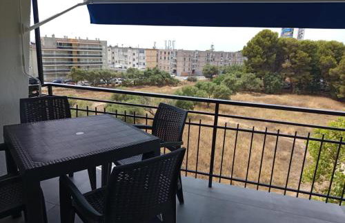 Cambrils Bahía - Photo 4