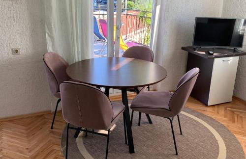 Apartment Lucija - Photo 8