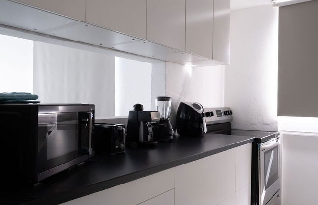 Brisa Marina 2BDR Pool Parking Beachside - Photo 16