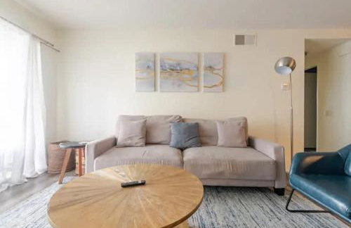 Resort Living with Pool & Tennis Minutes to Del Mar Beaches - Photo 14