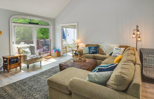 South Carolina Retreat with Fireplace and Lake Access! - Foto 4