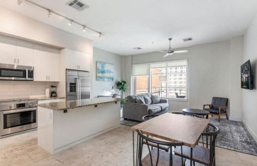 Modern Condos in California Building by Hosteeva - Foto 134