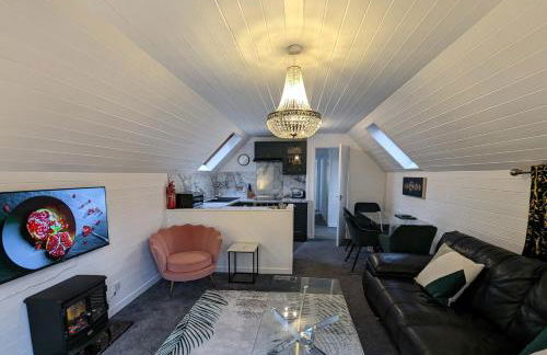 Morrigan 7-Hot Tub-Pet Friendly-Boutique-Perthshire-Families - Photo 13