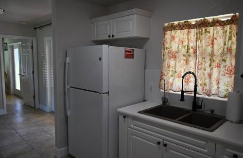Dunsmuir House - Close to Warm Mineral Springs, Beaches & Cool Today Park - Foto 14