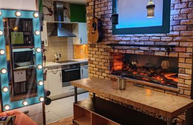 Unique Penthouse with Home Cinema, Panoramic Views & Eco-Chic Design - Foto 14