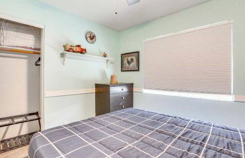 Patio and Fire Pit Peoria Getaway Near Golfing! - Foto 17