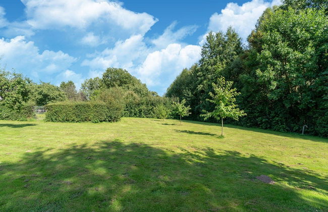 Holiday Home in Limburg With Terrace - Photo 35