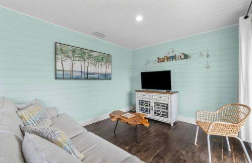Newly Renovated 2 Bedroom Beach House Free Parking - Foto 4