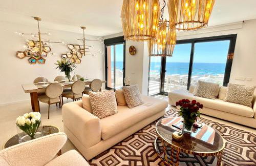 Luxury 3 Bedroom Penthouse - Photo 14