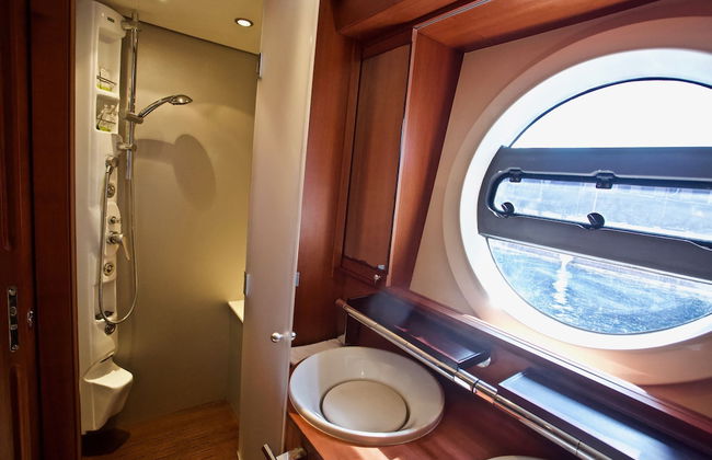 Italy Luxury Yacht Charter - Photo 35