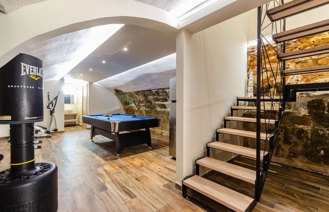 Beachfront Villa Gabriela with Pool - Foto 50