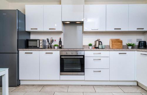 3 BD Parking Sleeps 5 - Foto 23