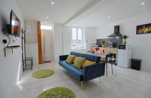 Le Maréchal Chic - Centre ville - Rive de Gier - Foto 1