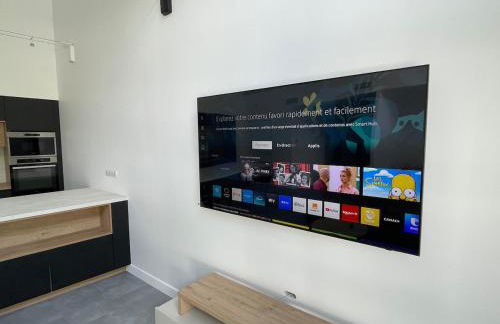 Spacious Luxury Modern Villa with Pool, Beaches and Garden - Foto 23