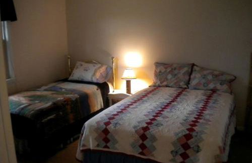 Idyllic Beachfront Vacation Rental on the Shores of Lake Erie in Northern Ohio - Foto 18