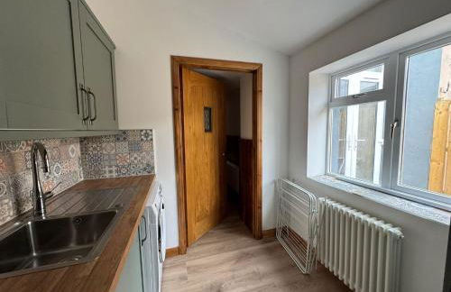 Charming 3-Bedroom House - Foto 2