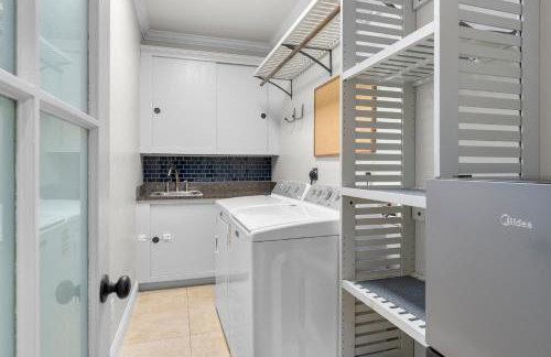 Iris Manor Luxury Modern Stay Near UAB - Photo 2