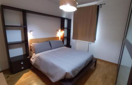 Bilocale tra città e colline. - Foto 14