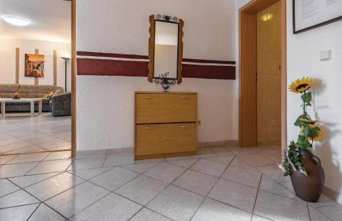 3 Bedroom Awesome Apartment In Pavicini - Photo 20