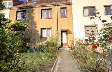 ImmoStay Ferienhaus mit Garten & Free Parking - Foto 7