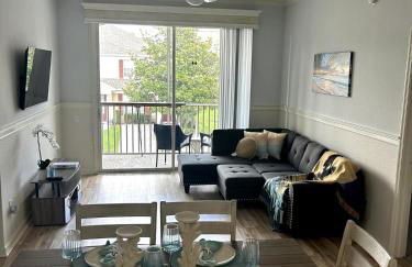 Beautiful Apartment Near Disney - Photo 16