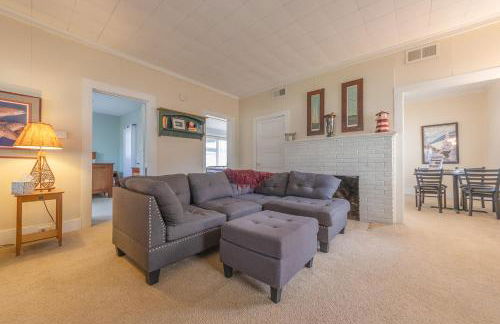 Tall Trees - great location to downtown Saugatuck - Pet Friendly! - Photo 4