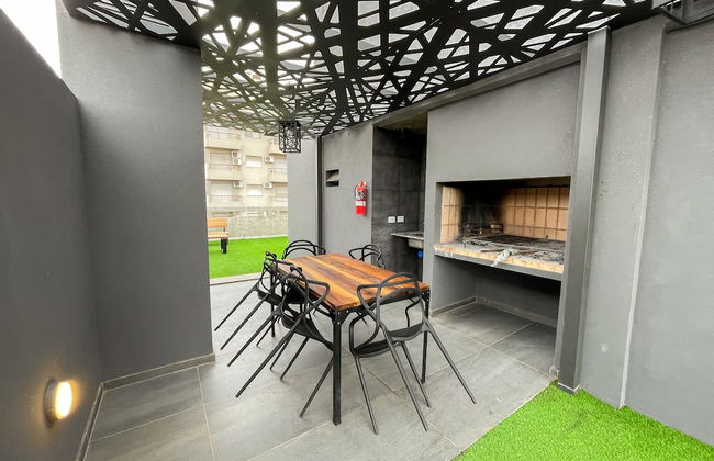 Impeccable 1 Bedroom Apartment in a Lively Area of Rosario - Photo 14