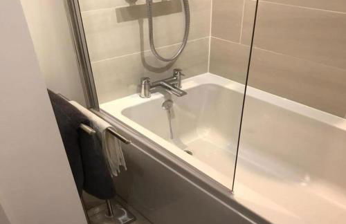 The Old School House - 6 Postland Road, Crowland - Photo 13