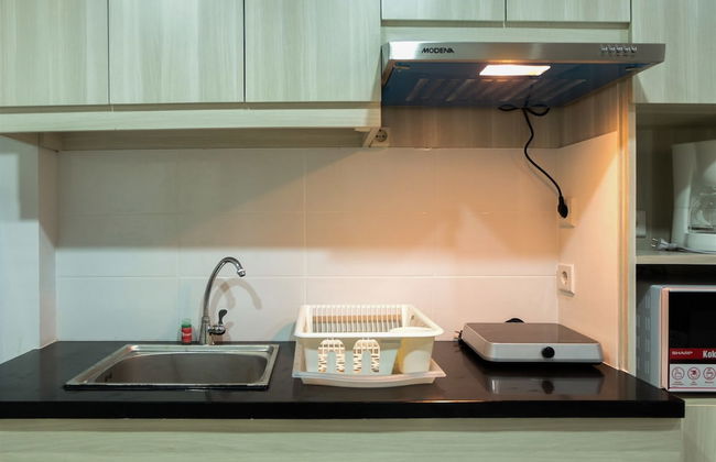 Studio Room Azalea Suites Apartment - Photo 10