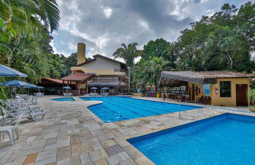 Fabuloso flat 241, Amarílis, Riviera de São Lourenço 3 Piscinas climatizadas carregador veiculo eletrico 2 quartos sendo uma suíte internet 500mb Adega, cozinha equipada completa, serviço de praia fim de semana limpeza trocas de toalhas, - Foto 65