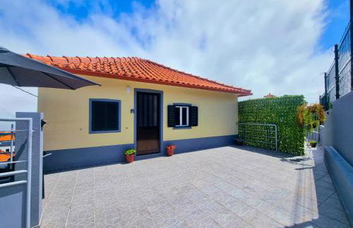 Cozy Santana House Near Pico Ruivo, Perfect Base for Levadas & Hiking Trails - Foto 2