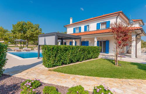 Villa Romansa Miljevci near Krka National Park - Photo 35