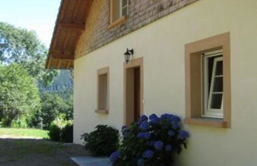 Chalet spacieux avec balcon, WiFi gratuit, proche lac et station de ski - FR-1-589-140 - Photo 8