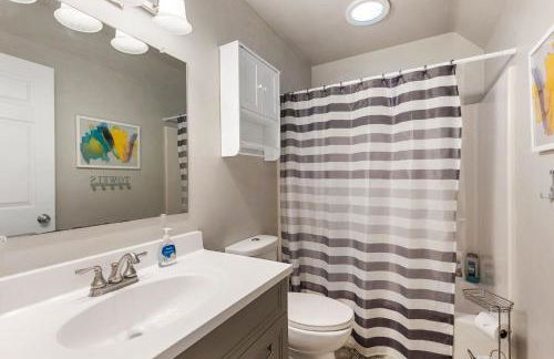 Scandia - Hot Tub, Arcade, Dog-Friendly, and Walk to Marina! - Foto 19