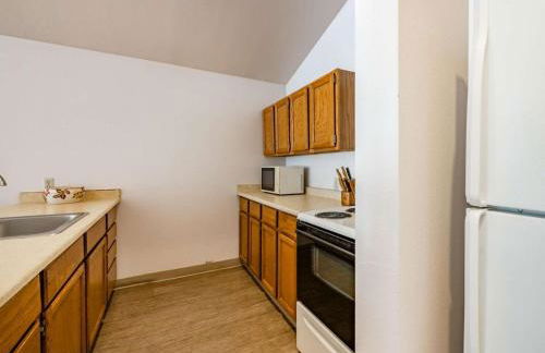 Ground Floor View 2 bed Condo in the Heart of Birch Bay - Foto 32