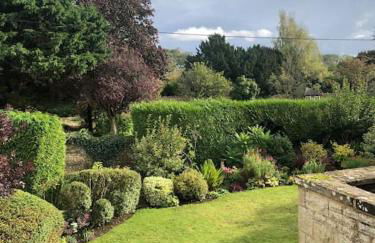 Cotswolds Luxury House in Central Bourton Large Sleeps 2-11. Pet Friendly. - Photo 19