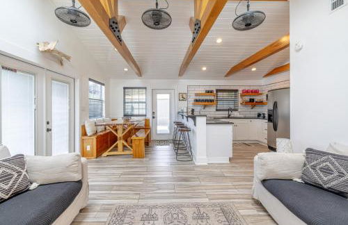 Bayview Cottage - Sun deck, pool, and more! - Foto 10