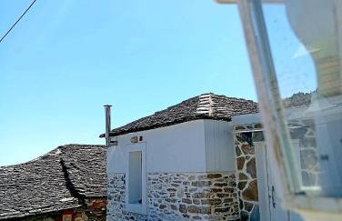 Tsonos Home - Photo 49