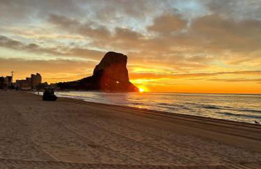 Magnifica ubicación ,amplio ,luminoso, a 50 m de la playa - Photo 61