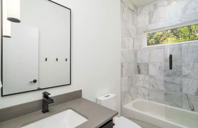 Sleek Sanctuary - Foto 13