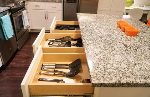 Luxury Dilworth 1BR ◉ Near Food, Shops & Greenway - Foto 8